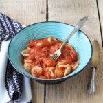 Orecchiette sans gluten et sa sauce de scamorza et saucisson - La Cassata Celiaca