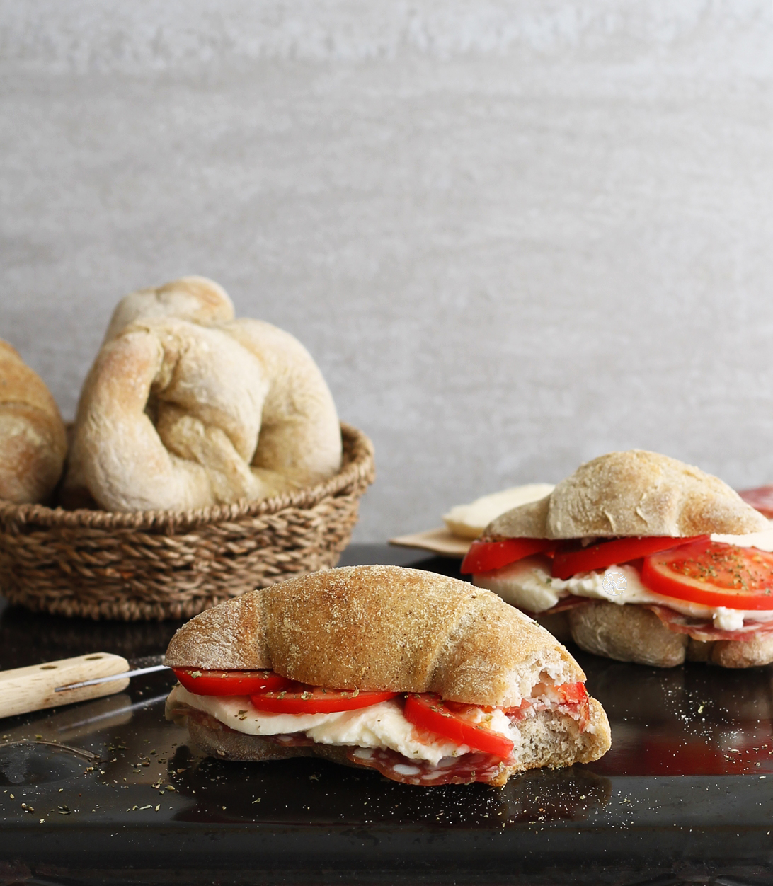 Cornetti di pane senza glutine alla canapa - La Cassata Celiaca