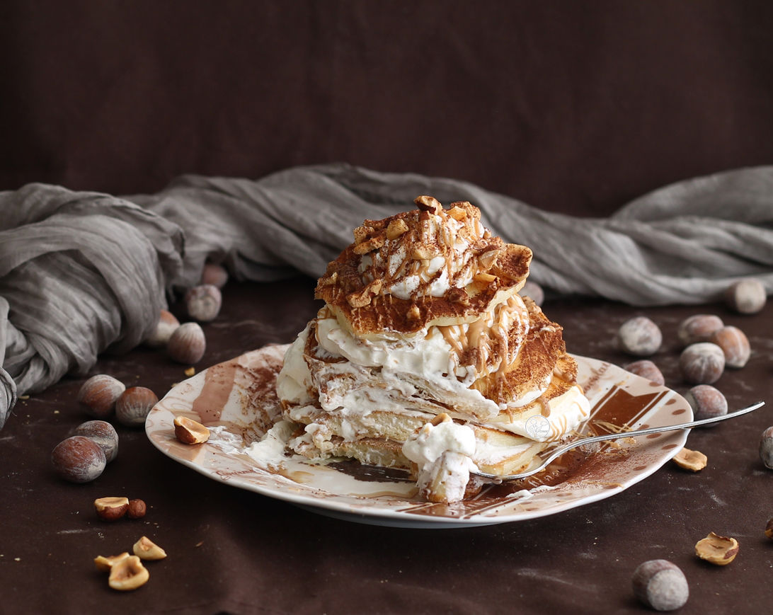 Pancakes senza glutine con panna e crema alle nocciole - La Cassata Celiaca