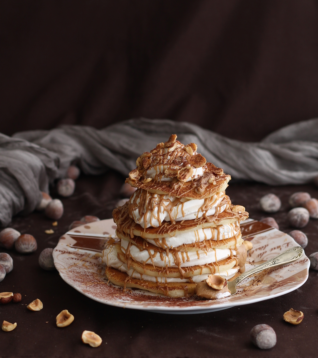 Pancakes senza glutine con panna e crema alle nocciole - La Cassata Celiaca