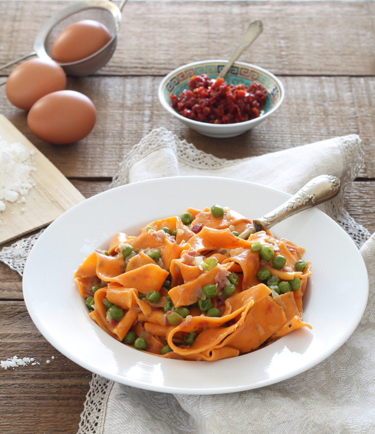 Tagliatelle rosse all'uovo senza glutine - La Cassata Celiaca