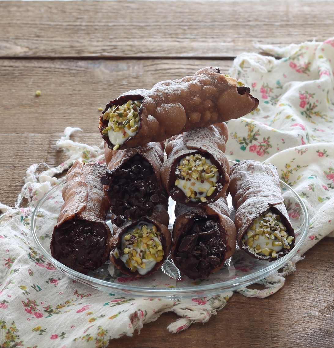 Cannoli siciliani senza glutine, la video ricetta - La Cassata Celiaca Cannoli siciliani senza glutine, la video ricetta - La Cassata Celiaca