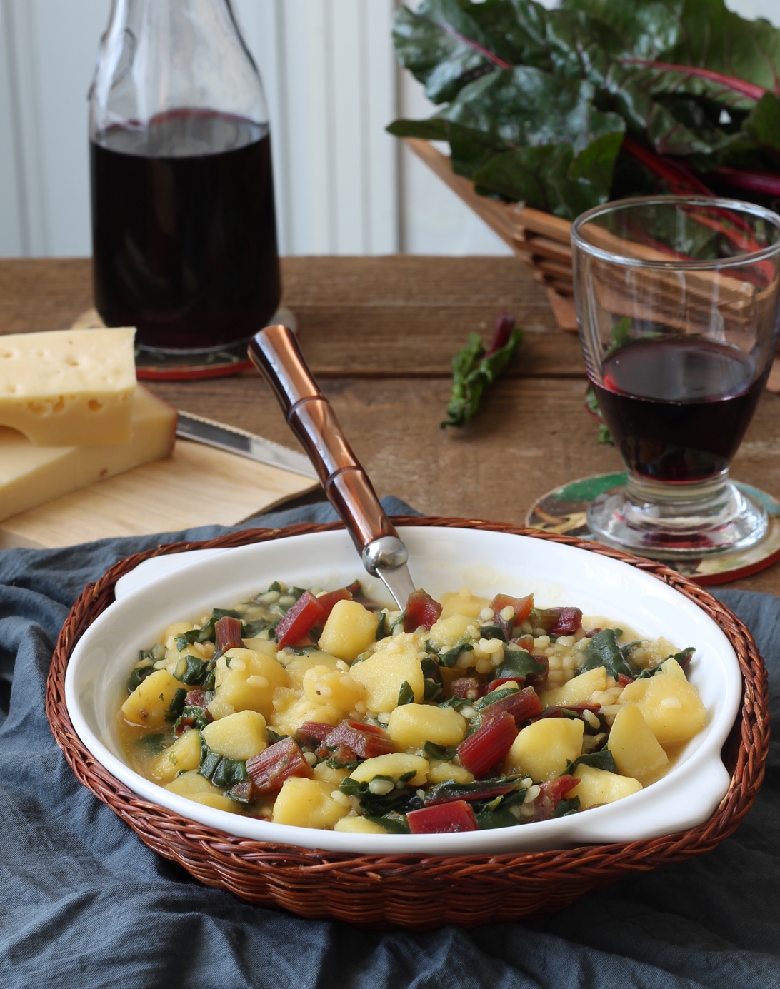 Soupe au riz avec pommes de terre et blettes rouges - La Cassata Celiaca