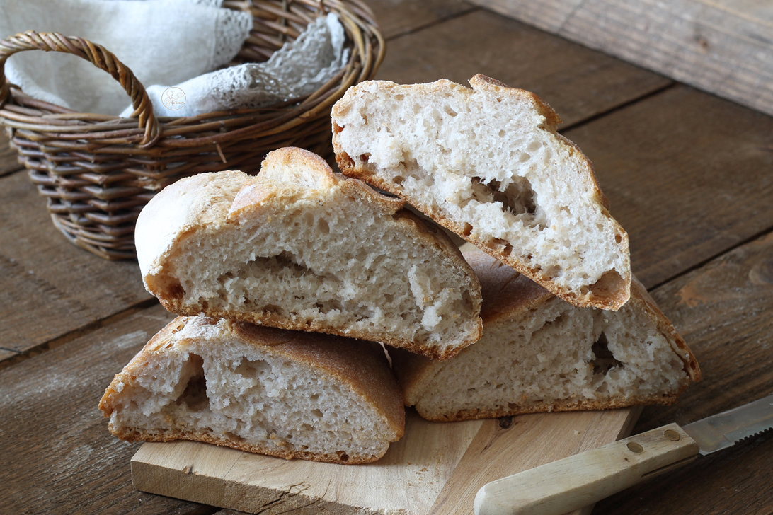 Pain sans gluten: languette-feuille et tressé - La Cassata Celiaca