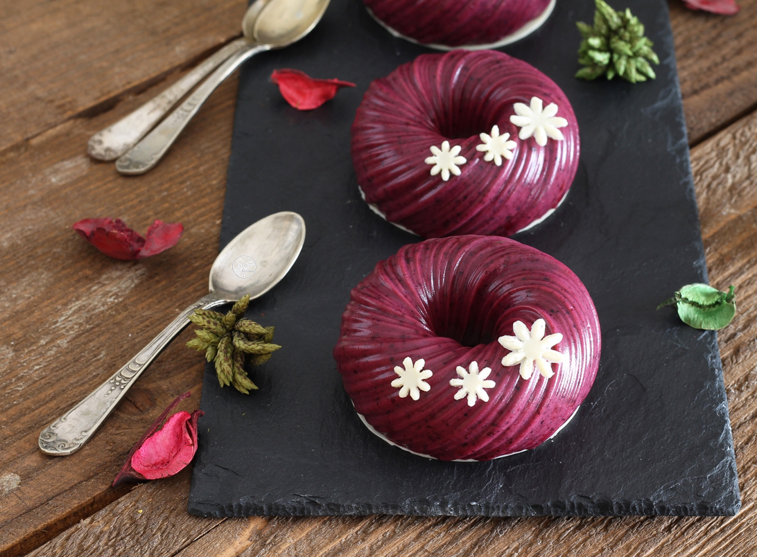 Panna cotta ai mirtilli senza glutine - La Cassata Celiaca