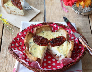 Torta salata senza glutine di pane e ricotta - La Cassata Celiaca