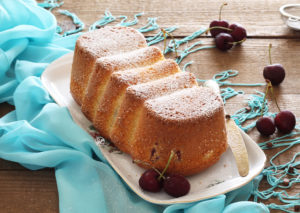 Cake senza glutine con yogurt e ciliegie - La Cassata Celiaca