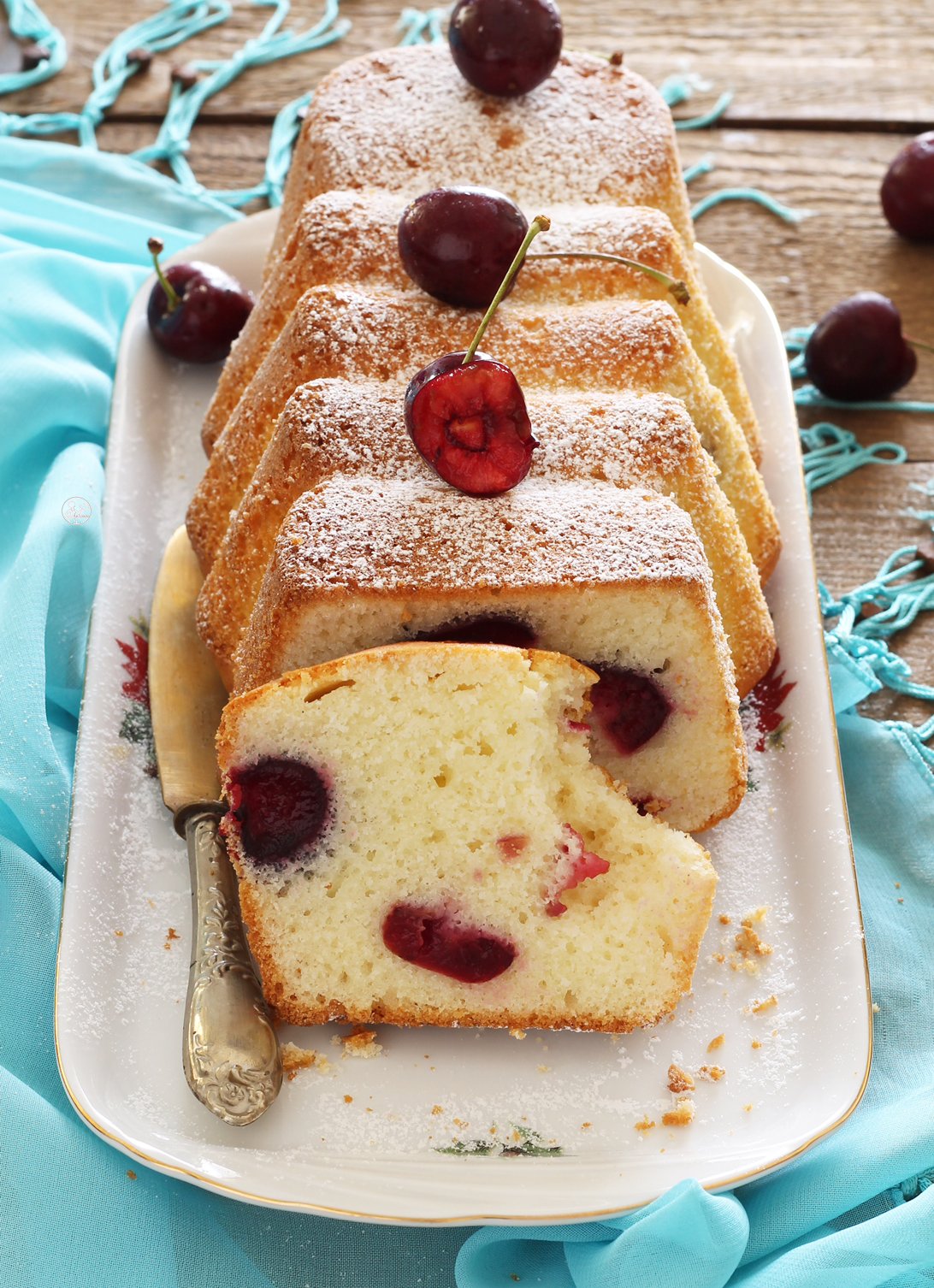 Cake sans gluten avec griottes et yaourt - La Cassata Celiaca