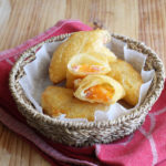 Calzoni di pasta sfoglia senza glutine con zucca e pancetta - La Cassata Celiaca