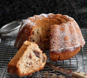 Ciambella alla ricotta e cioccolato senza glutine - La Cassata Celiaca
