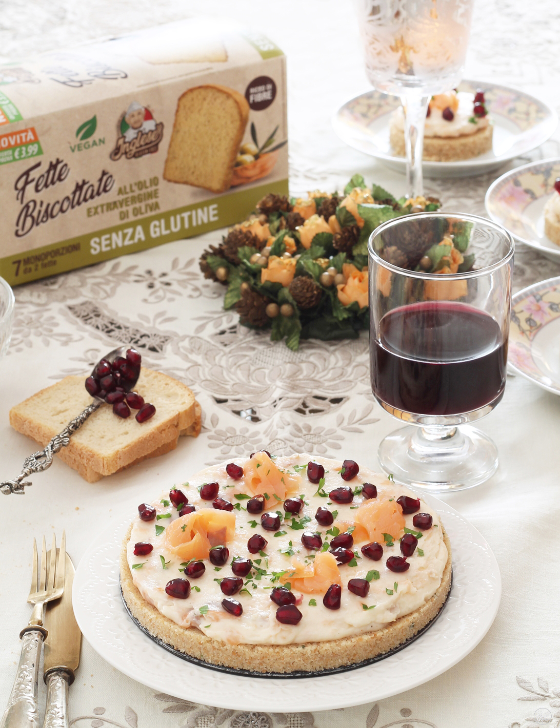 Cheesecake senza glutine con stracchino e salmone - La Cassata Celiaca Cheesecake senza glutine con stracchino e salmone - La Cassata Celiaca