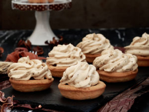 Tartellette senza glutine con caramello e caffè - La Cassata Celiaca