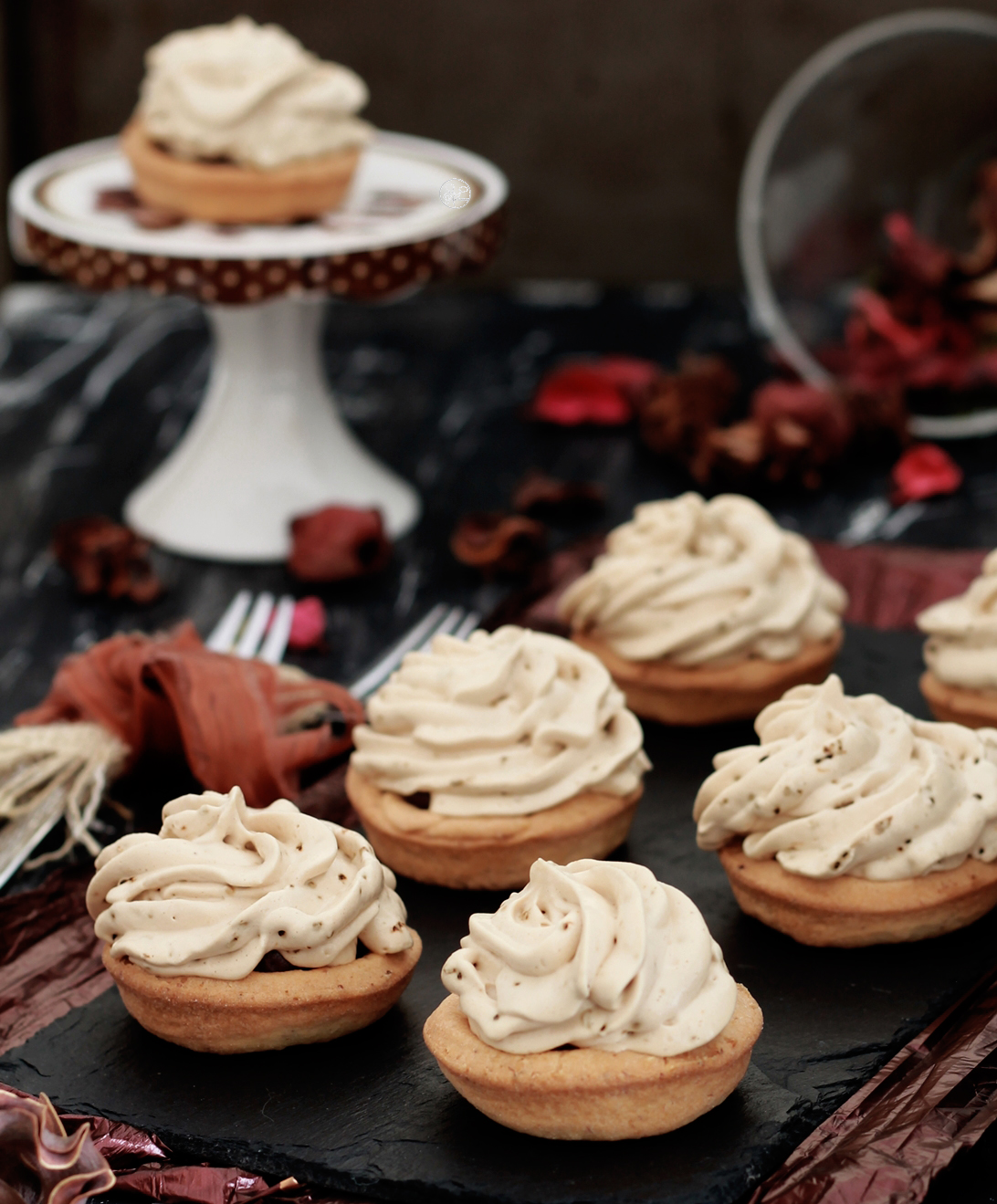 Tartellette senza glutine con caramello e caffè - La Cassata Celiaca