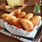 Panzerotti aux pommes de terre et fromages sans gluten - La Cassata Celiaca