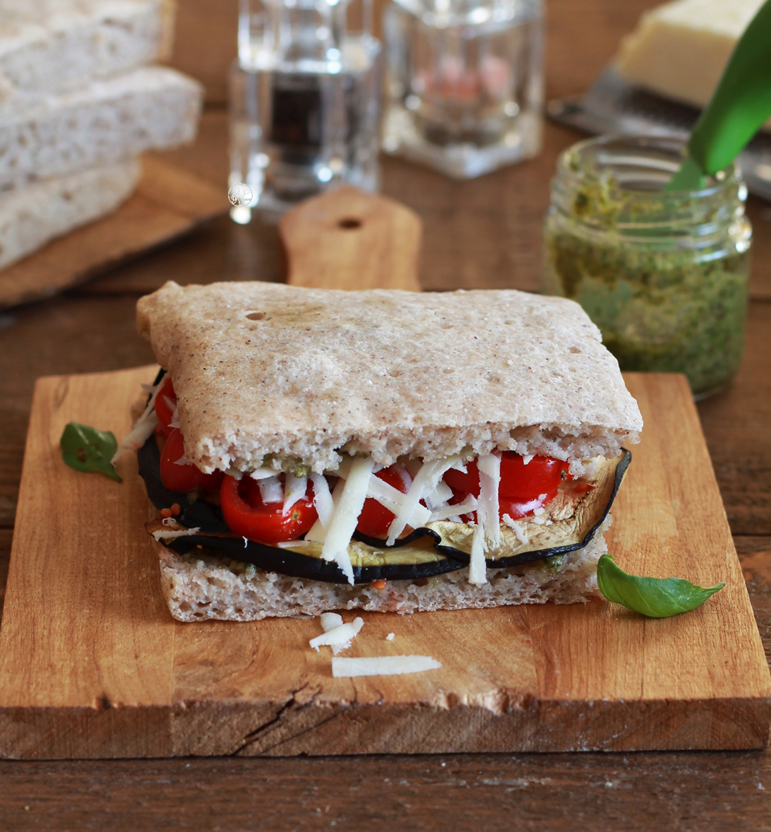 Focaccia sans gluten, sans maïs et sans mix - La Cassata Celiaca Focaccia sans gluten, sans maïs et sans mix - La Cassata Celiaca