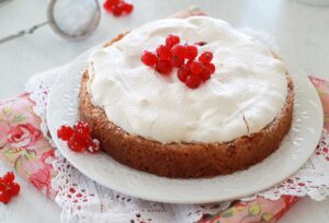 Torta meringata al ribes senza glutine - La Cassata Celiaca