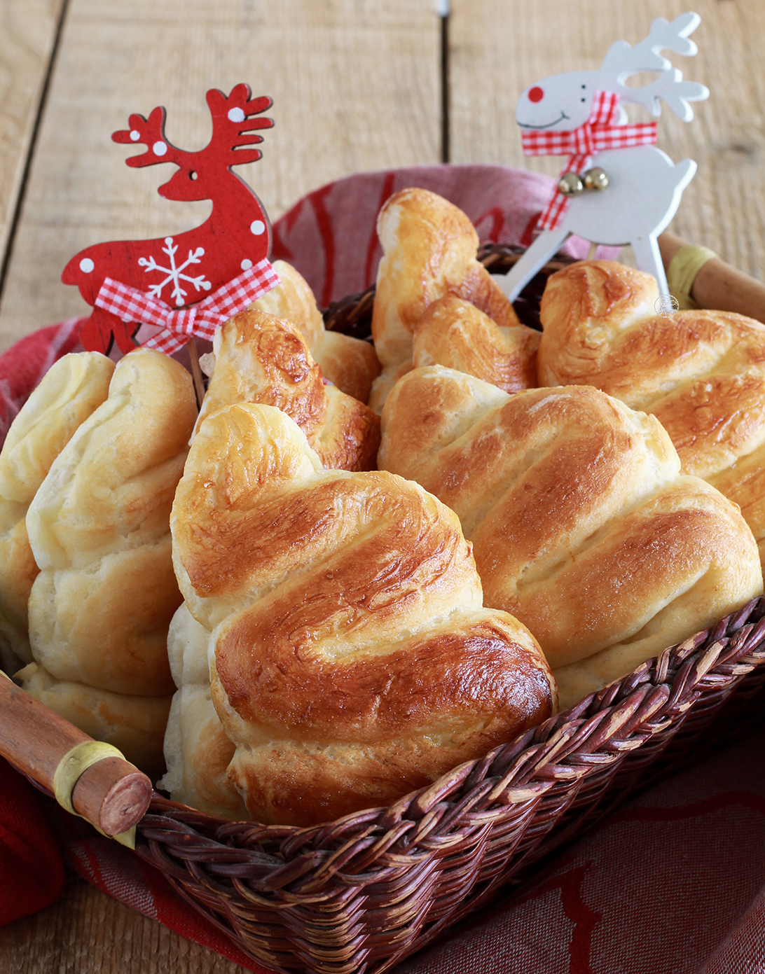 Sapins de Noël en pain au lait sans gluten - La Cassata Celiaca