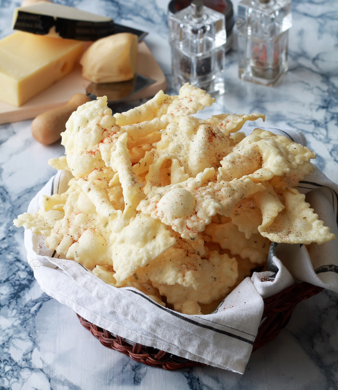 Chiacchiere di Carnevale salate senza glutine - La Cassata Celiaca