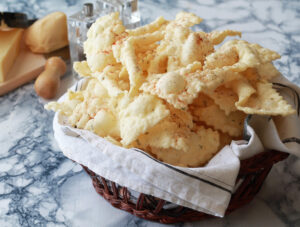 Chiacchiere di Carnevale salate senza glutine - La Cassata Celiaca