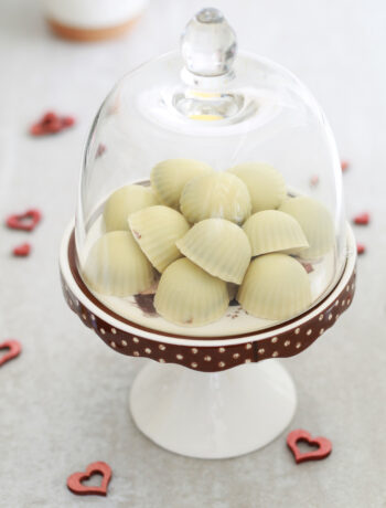 Pralines au chocolat blanc et noir pour la Saint Valentin - La Cassata Celiaca