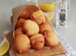 Cuculli, le frittelle con farina di ceci senza glutine - La Cassata Celiaca Cuculli, le frittelle con farina di ceci senza glutine - La Cassata Celiaca