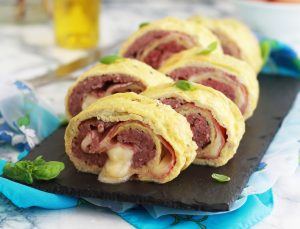 Rotolo di frittata con carne - La Cassata Celiaca