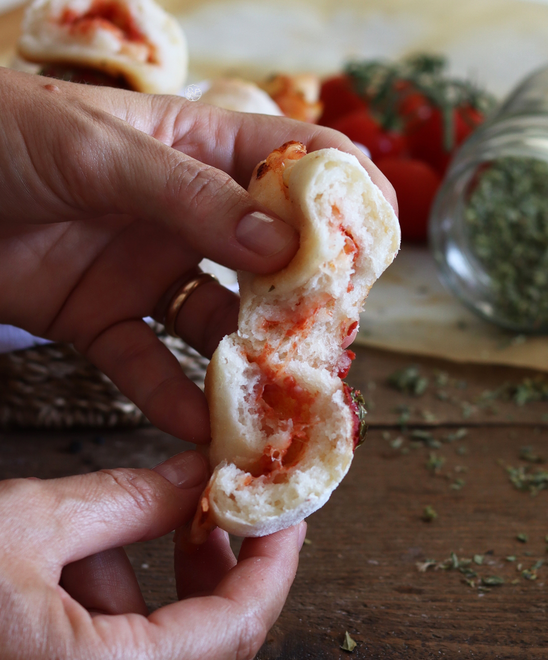 Croissant di pizza senza glutine - La Cassata Celiaca Croissant di pizza senza glutine - La Cassata Celiaca