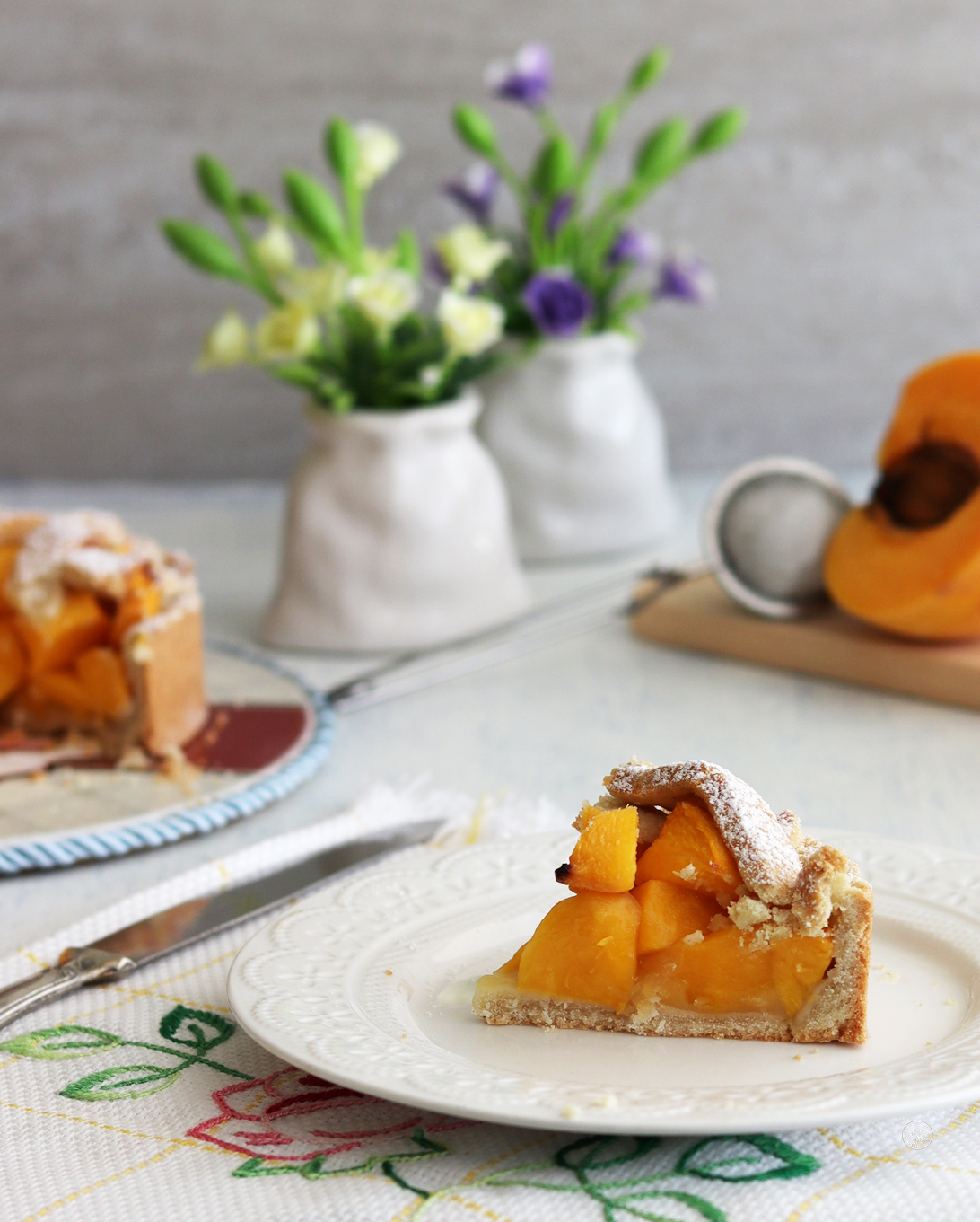 Crostata alle pesche senza glutine e senza zucchero - La Cassata Celiaca Crostata alle pesche senza glutine e senza zucchero - La Cassata Celiaca