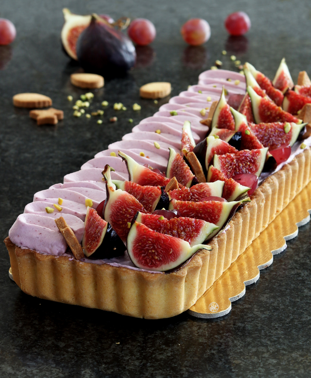 Crostata frangipane con fichi e uva senza glutine - La Cassata Celiaca