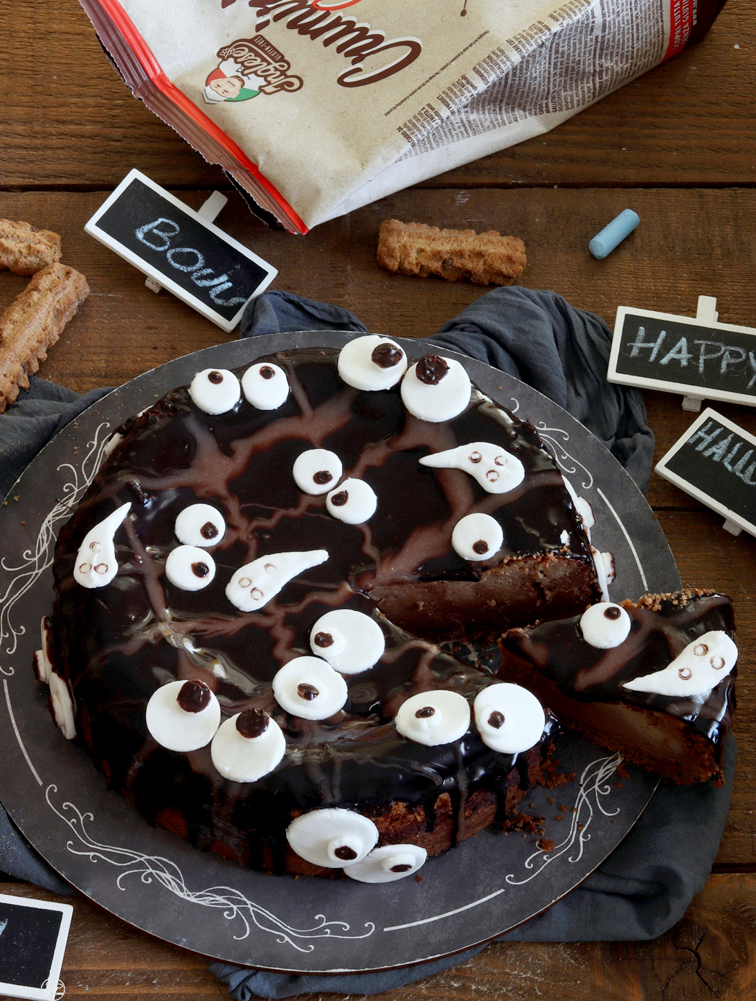 Cheesecake au chocolat sans gluten pour Halloween - La Cassata Celiaca Cheesecake al cioccolato senza glutine per Halloween - La Cassata Celiaca