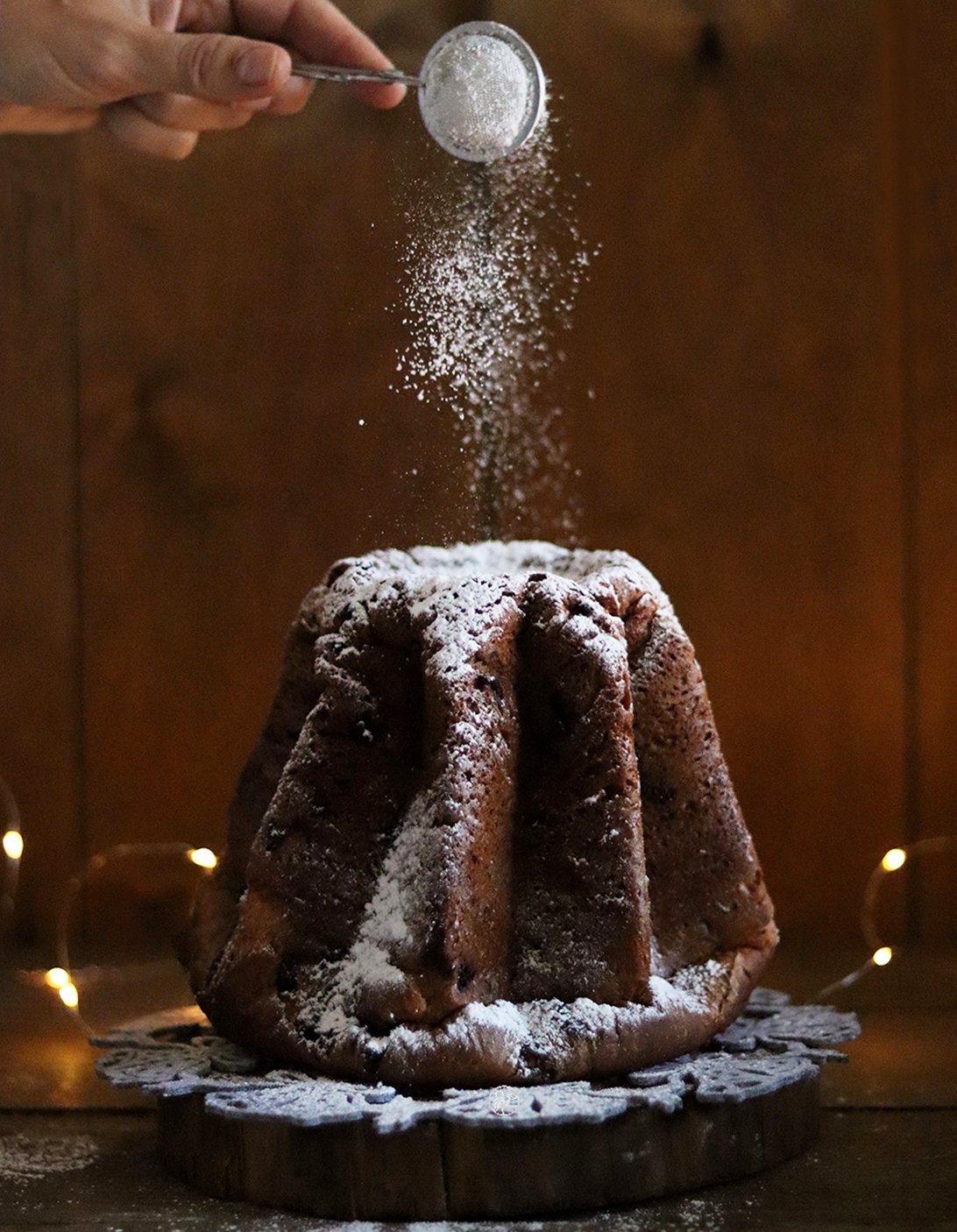 Pandoro con gocce di cioccolato con Miscela Oro Grandi lievitati - La Cassata Celiaca Pandoro con gocce di cioccolato con Miscela Oro Grandi lievitati - La Cassata Celiaca