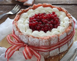 Charlotte al pistacchio e ribes senza glutine - La Cassata Celiaca