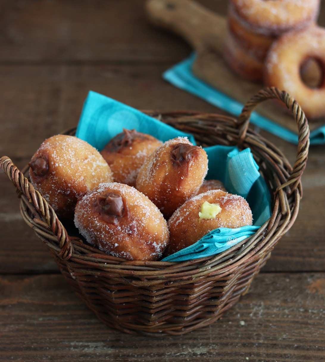 Bomboloni e ciambelle senza glutine e senza mix - La Cassata Celiaca Bomboloni e ciambelle senza glutine e senza mix - La Cassata Celiaca
