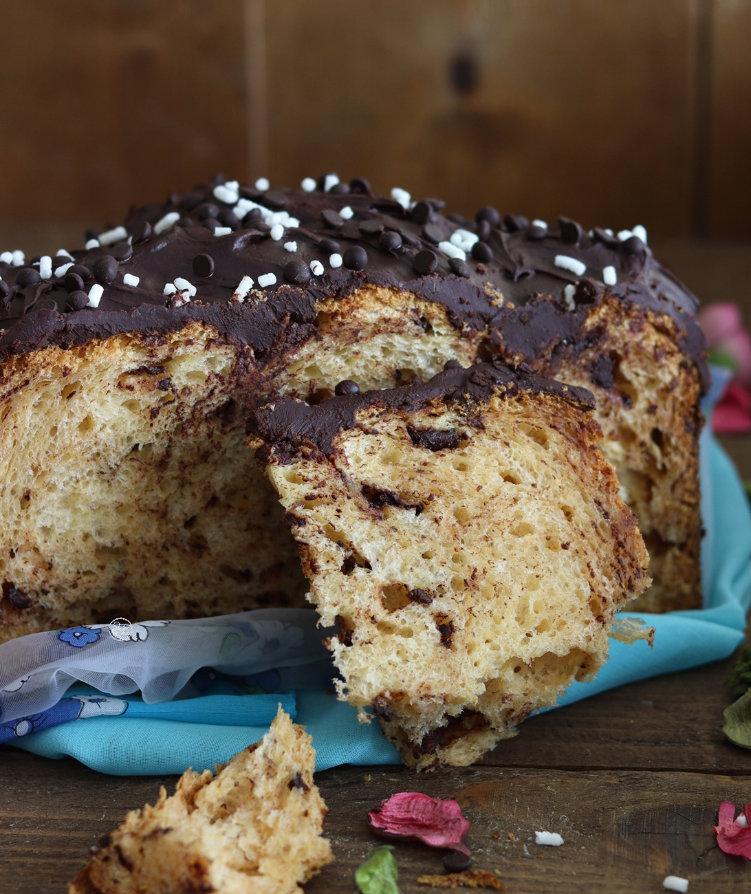 Colomba con gocce di cioccolato senza glutine con Miscela Oro Grandi Lievitati - La Cassata Celiaca