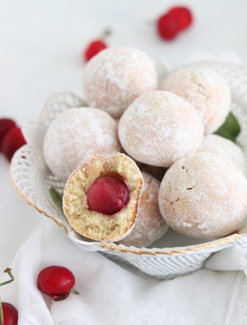 Pasticcini di mandorle e ciliegie senza glutine - La Cassata Celiaca