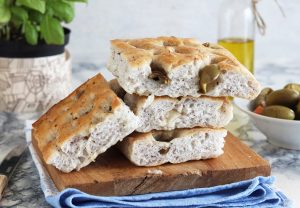 Focaccia con le olive con Miscela Oro Pan Fibra Integrale - La Cassata Celiaca