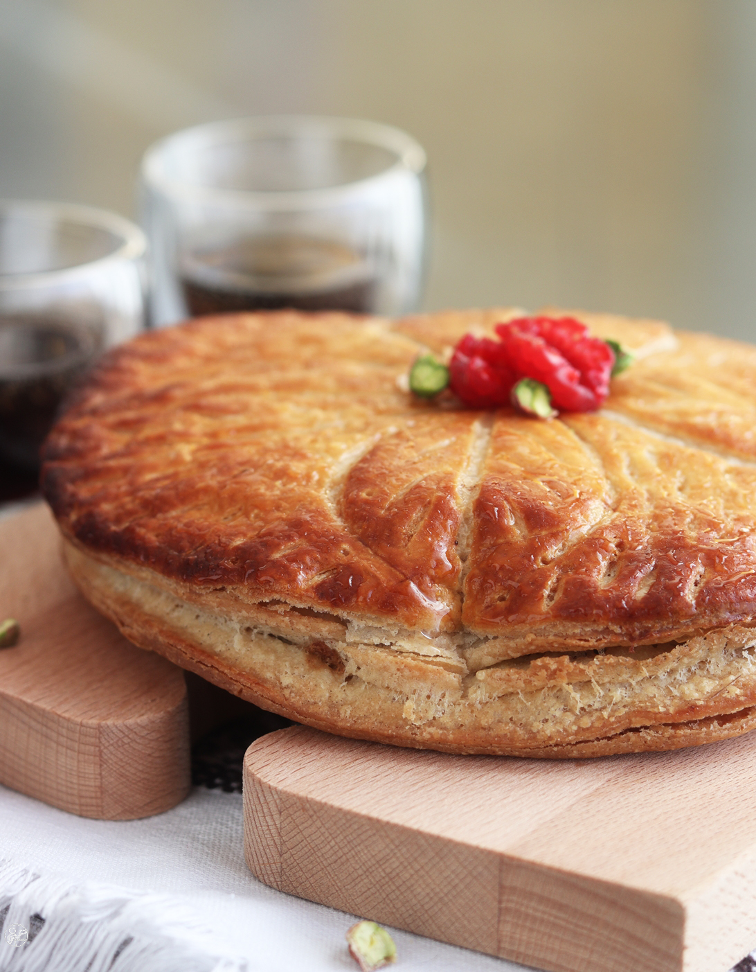 Galette des rois pistache framboise sans gluten - La Cassata Celiaca