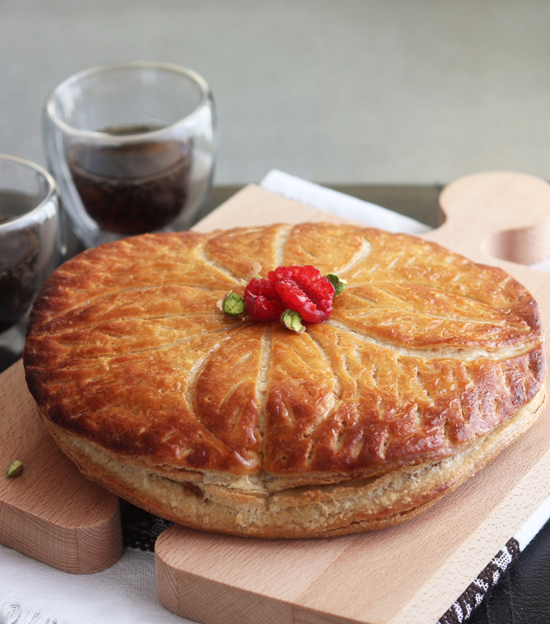 Galette des rois pistache framboise sans gluten - La Cassata Celiaca