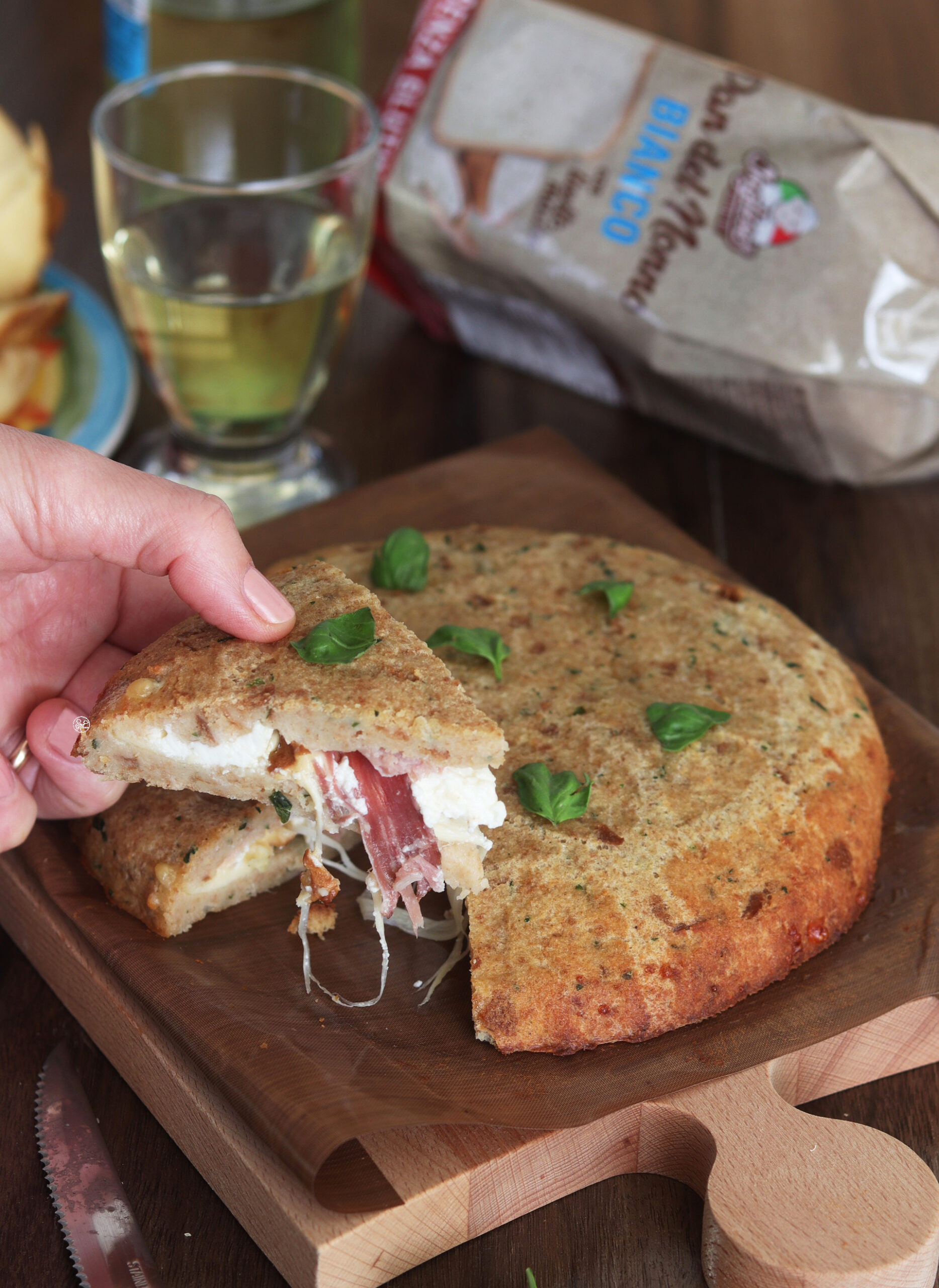 Torta di pane senza glutine con formaggio e speck - La Cassata Celiaca