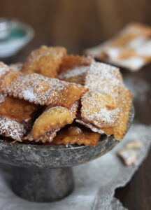 Cenci toscani, beignets de Carnaval italiens sans gluten- La Cassata Celiaca