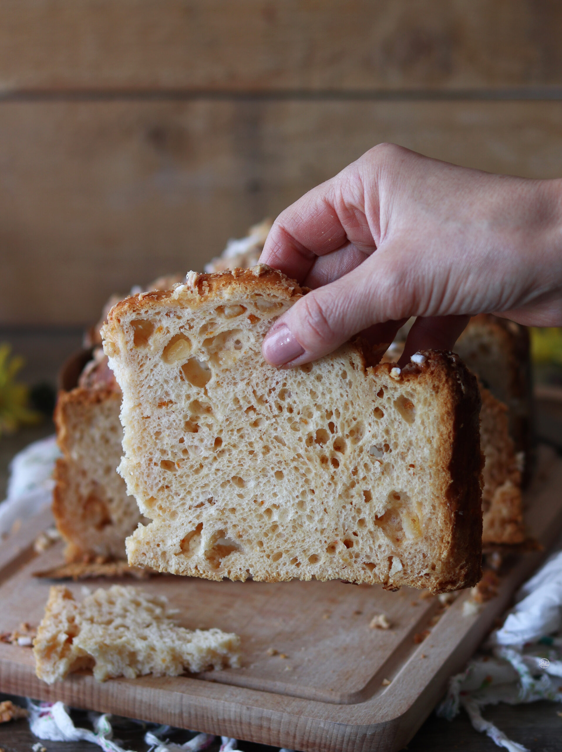 Colomba arancia e nocciole senza glutine con Oro Grandi Lievitati - La Cassata Celiaca Colomba arancia e nocciole senza glutine con Oro Grandi Lievitati - La Cassata Celiaca