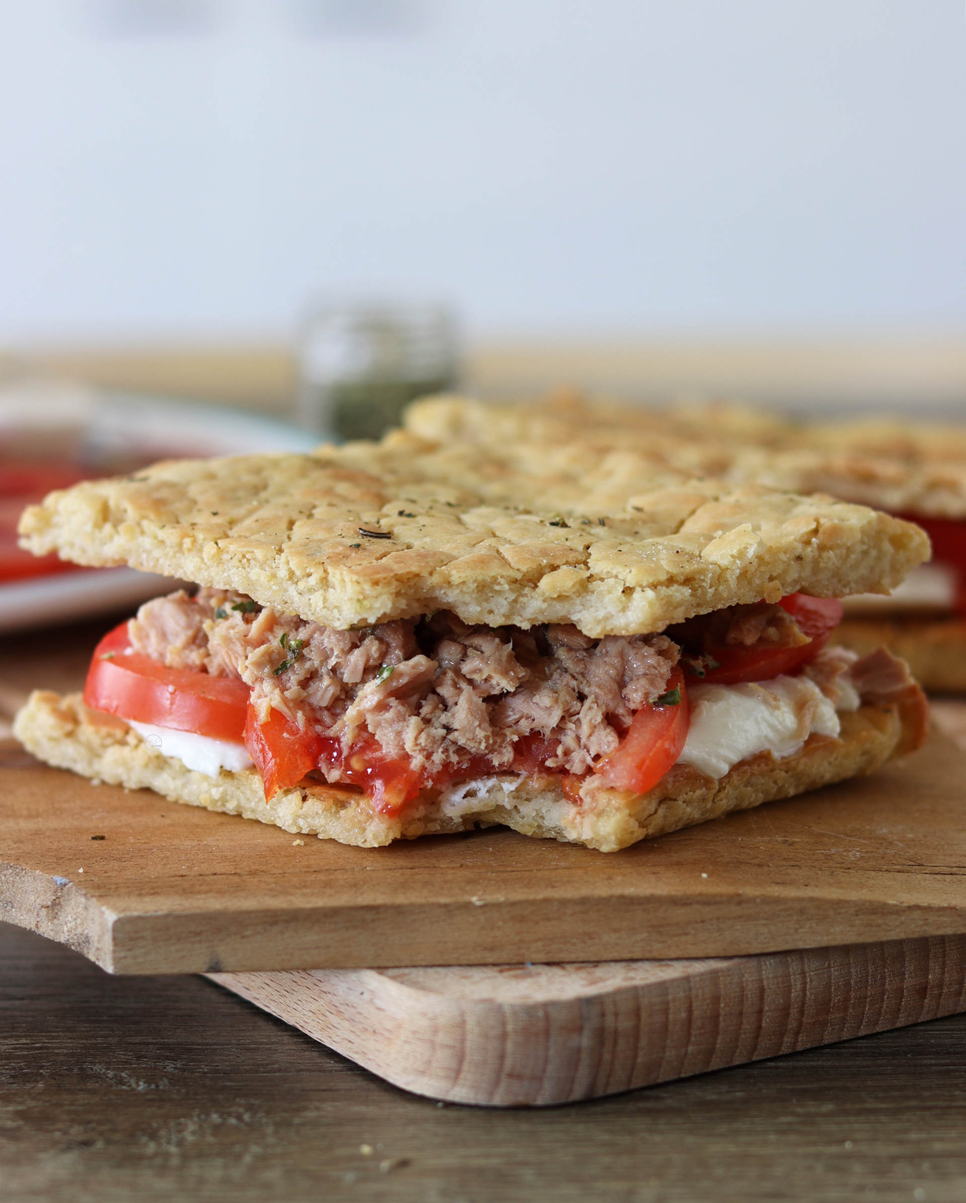 Focaccia bassa e croccante senza glutine - La Cassata Celiaca