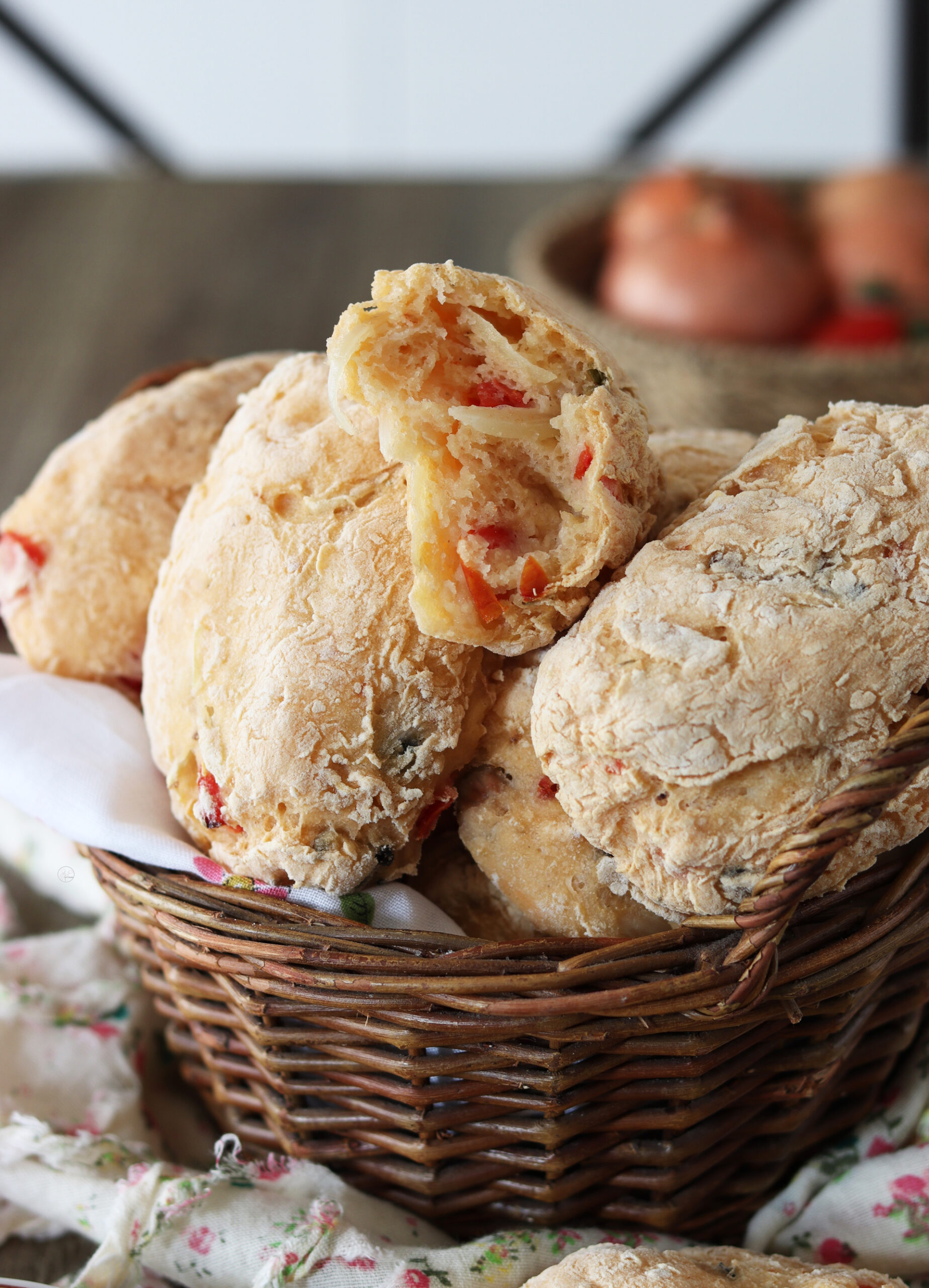 Pizzi leccesi, petits pains aux légumes sans gluten - La Cassata Celiaca