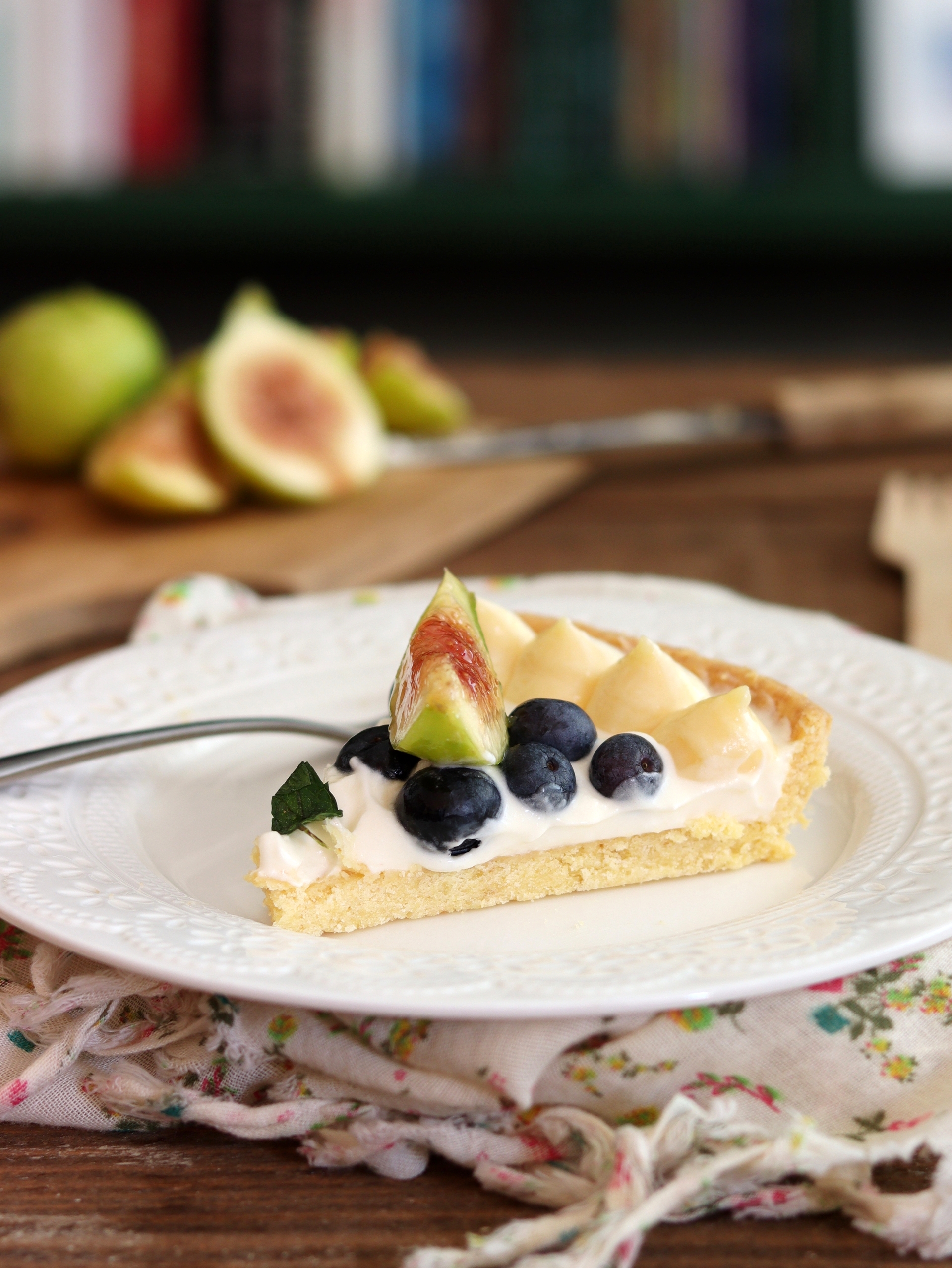 Crostata con crema e frutta con Oro Frolla senza glutine - La Cassata Celiaca