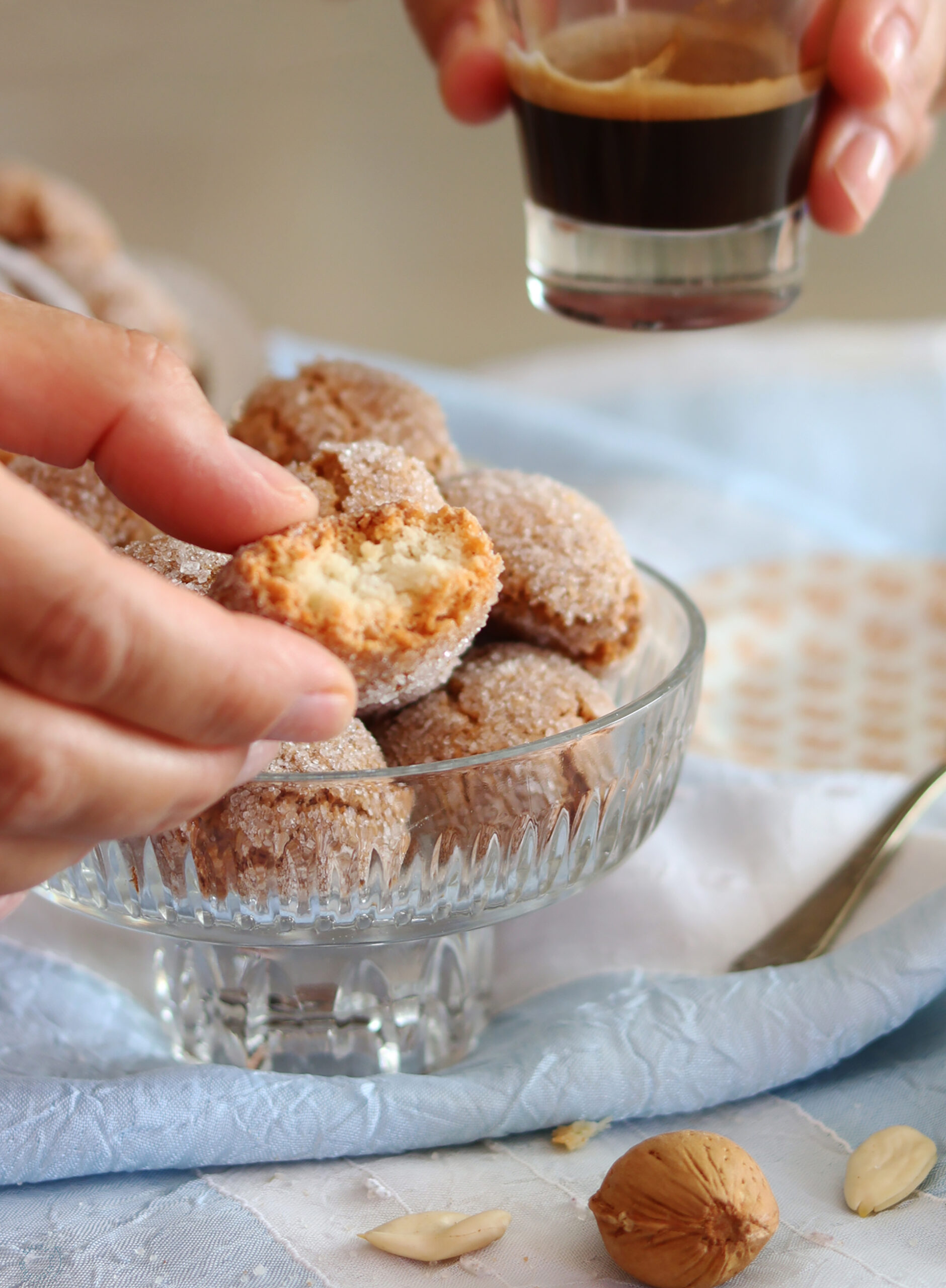 Amaretti secchi e croccanti - La Cassata Celiaca