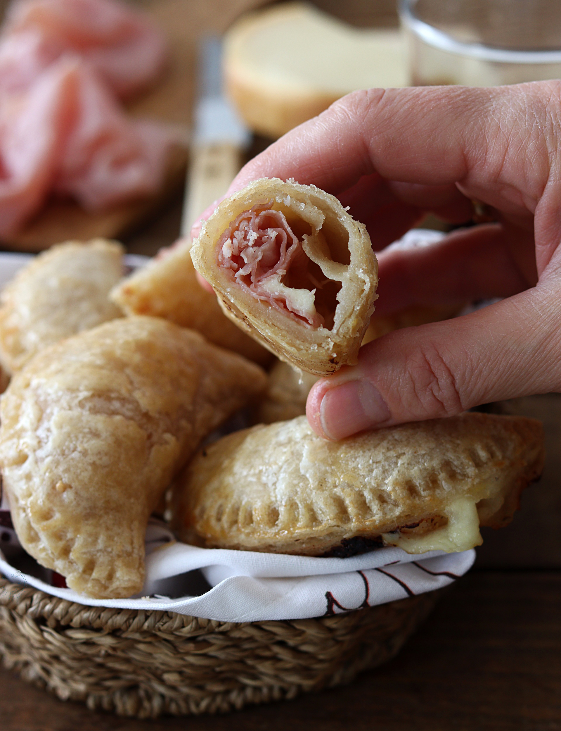 Lunette di sfoglia senza glutine al prosciutto - La Cassata Celiaca