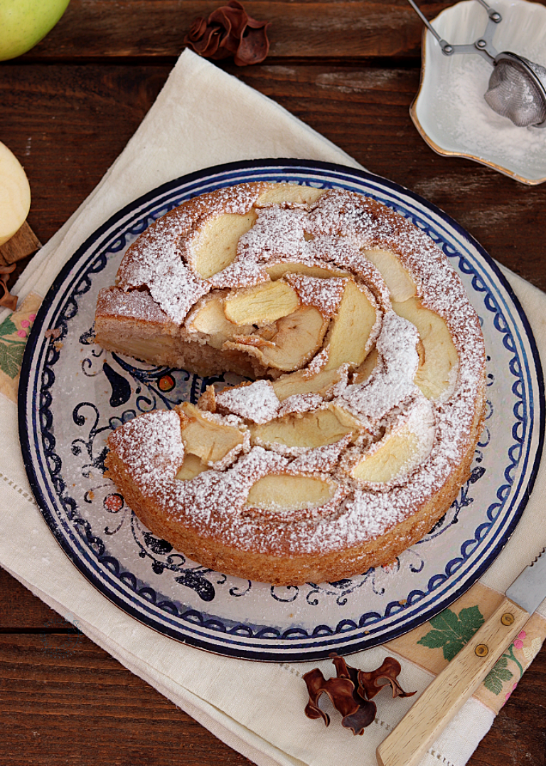 Torta di mele al Marsala - La Cassata Celiaca Torta di mele al Marsala - La Cassata Celiaca