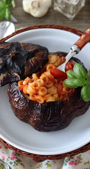 Aubergine au four farcie de pâtes- La Cassata Celiaca