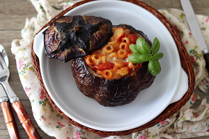 Melanzana al forno ripiena di anelletti- La Cassata Celiaca