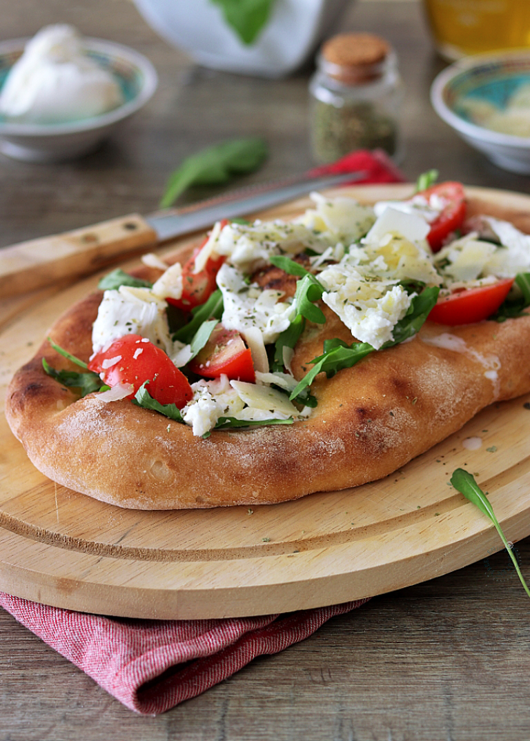 Pinsa sans gluten avec le Mélange Oro Pizza - La Cassata Celiaca Pinsa sans gluten avec le Mélange Oro Pizza - La Cassata Celiaca